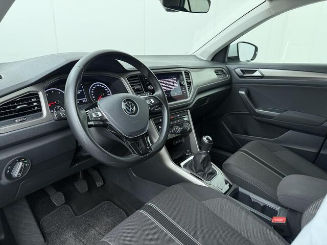 Volkswagen T-Roc 1.0 TSI Style | 110 PK | Climate control | Parkeersensoren | Adaptive cruise control |