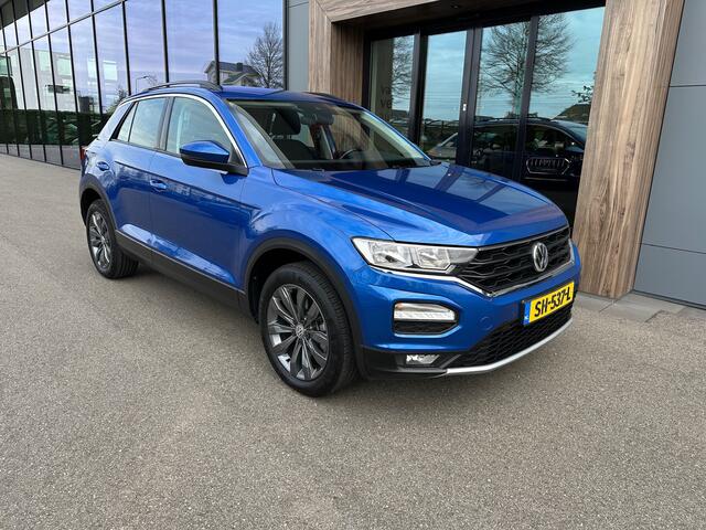 Volkswagen T-Roc 1.5 TSI 150pk Style | Trekhaak | Navi | Camera | Carplay | Adap. Cruise | Rijklaar incl. 1 jaar Bovag garantie