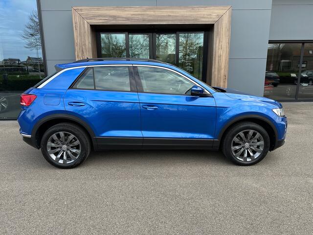 Volkswagen T-Roc 1.5 TSI 150pk Style | Trekhaak | Navi | Camera | Carplay | Adap. Cruise | Rijklaar incl. 1 jaar Bovag garantie
