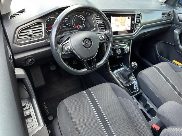 Volkswagen T-Roc 1.5 TSI 150pk Style | Trekhaak | Navi | Camera | Carplay | Adap. Cruise | Rijklaar incl. 1 jaar Bovag garantie