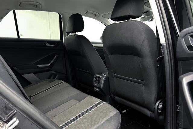 Volkswagen T-Roc 1.0 TSI Style Business | Digitaal display | Adaptieve cruise control | Navigatie