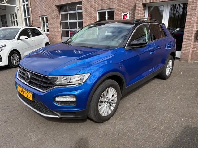 Volkswagen T-Roc 1.5 TSI 150PK AUTOMAAT! TREKHAAK/CAMERA/ADAP.CRUISE