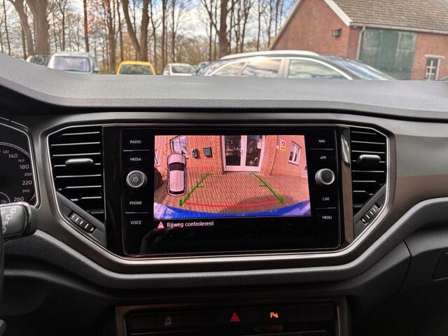 Volkswagen T-Roc 1.5 TSI 150PK AUTOMAAT! TREKHAAK/CAMERA/ADAP.CRUISE