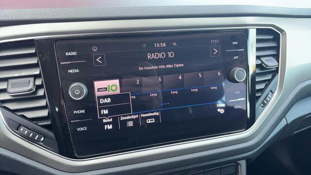 Volkswagen T-Roc 1.0 TSI Style Business CARPLAY / NAVI / AIRCO / ACC / PDC / BLUETOOTH / CRUISE / NL-AUTO