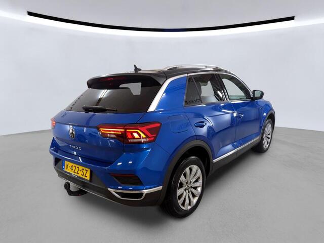 Volkswagen T-Roc 1.5 TSI 150pk DSG Sport / Virtual Cockpit / LED / Navigatie / Camera / Afneembare Trekhaak / 17" LMV