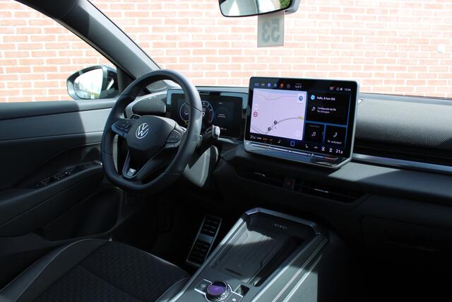 Volkswagen T-Roc 1.5 TSI 150PK R-Line Edition |HUD|360-CAM|IQ.LIGHTS|19-INCH|