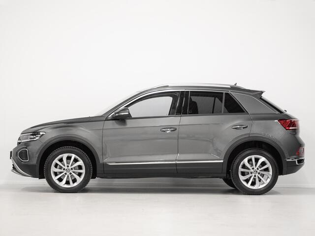 Volkswagen T-Roc 1.5 TSI Life IQ LIghts ACC Stoelv