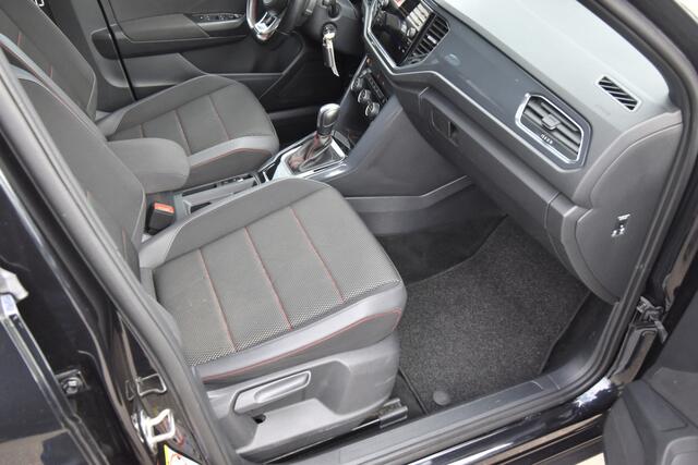 Volkswagen T-Roc 1.5 TSI Sport , TREKHAAK , VIRTUAL COCKPIT , A UITRIJ CAM , LED KOPL , PDC V+A ,