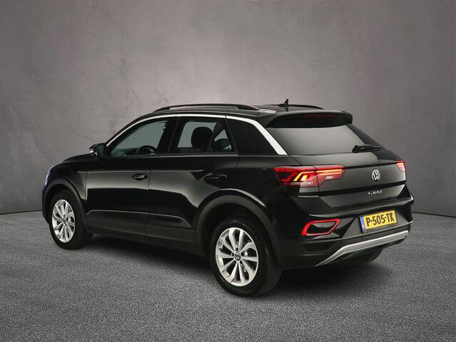 Volkswagen T-Roc Life 1.0 TSI 110pk Adaptive cruise control, App connect, LED koplampen, Parkeersensoren, Airco, DAB, Rado, Bluetooth