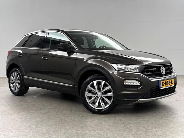 Volkswagen T-Roc 1.0 TSI Sport | Clima | LED | Parkeersensoren | Stoelverwarming | 17"LMV