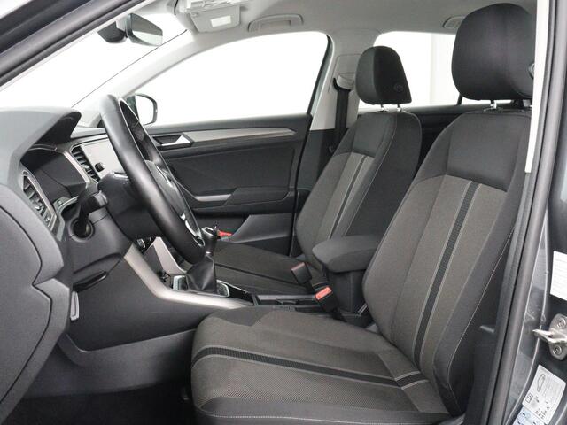 Volkswagen T-Roc 1.0 TSI Style Business | Adaptive cruise | Carplay | Navigatie | DAB | Climate control | Bluetooth | Parkeerhulp