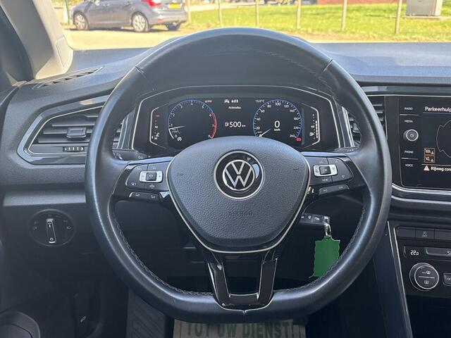 Volkswagen T-Roc 1.5 TSI Sport,led,1/2leer,digid,nav,ecc,th,
