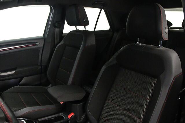 Volkswagen T-Roc Sport 1.5 TSI 150pk DSG Automaat Adaptive cruise control, Elektrische achterklep, Achteruitrijcamera, Navigatie, LED koplampen, Parkeersensoren