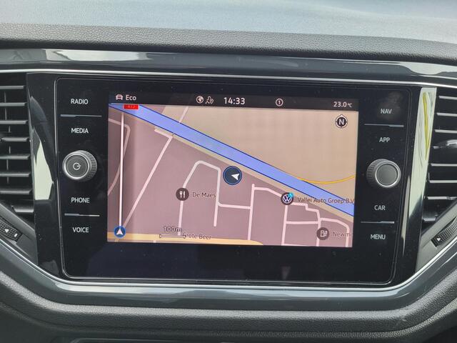 Volkswagen T-Roc 1.5 TSI Sport | Automaat | Digi Dashboard | Navigatie | Camera | Trekhaak