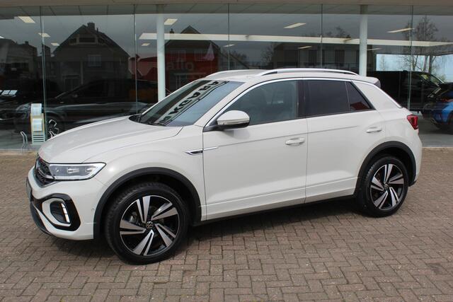 Volkswagen T-Roc 1.5-150pk R-Line Edition DSG-AUTOMAAT ! Gun u het comfort en gemak van een automaat ! Slechts 16.000km ! Winterpakket, Adapt. Cruise Control, Climate Control, Camera, CarPlay