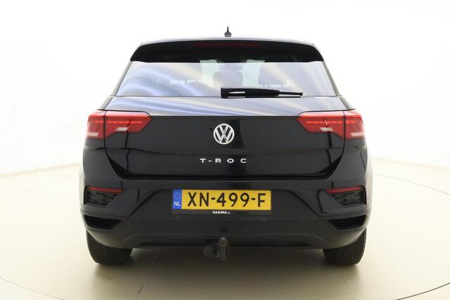 Volkswagen T-Roc 1.0 TSI Style | 115PK | Stoelverwarming | Parkeersensoren achter | Trekhaak | Climate Control | Bluetooth