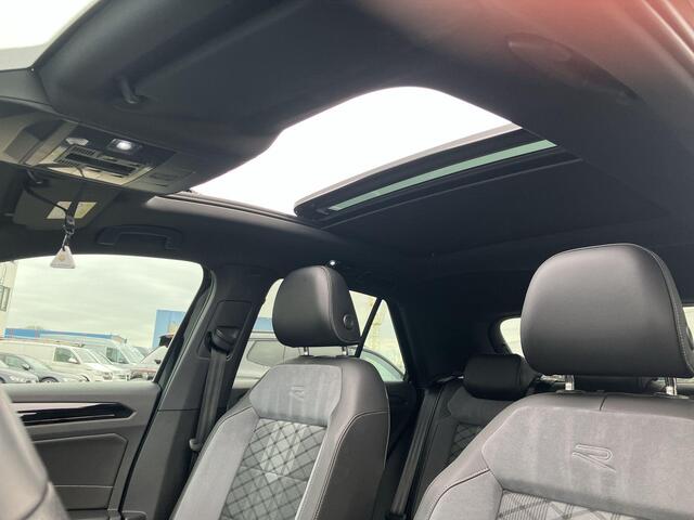 Volkswagen T-Roc 1.5TSI/150PK R-Line DSG · Panoramadak · Trekhaak · Camera + Parkeersensoren · Garantie t/m 17-12-2026