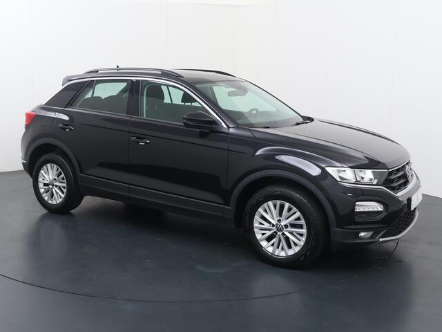 Volkswagen T-Roc 1.0 TSI Style | 110 PK | Adaptive cruise control | Parkeersensoren | Apple Carplay/Android Auto |