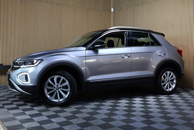 Volkswagen T-Roc 1.5 TSI Style DSG VIRTUAL CARPLAY CLIMA CAMERA PDC "23