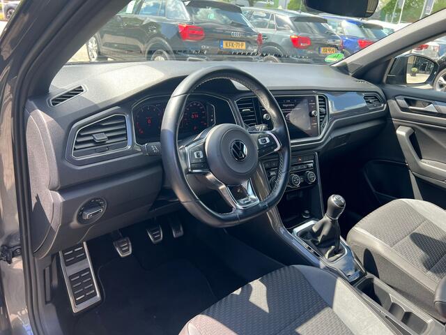 Volkswagen T-Roc 1.5 TSI R-Line virtual cockpit, camera, stoelverw, cruise