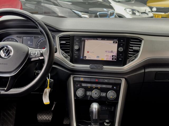 Volkswagen T-Roc 1.5 TSI AUT7 SPORT NAVI AIRCO APPLE-CARTPLAY LED LMV PDC