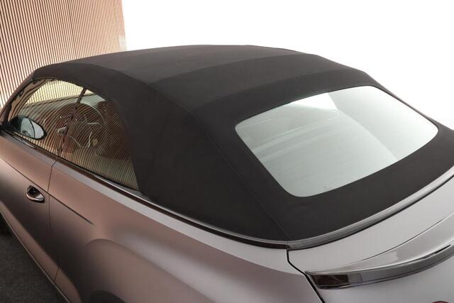Volkswagen T-Roc Cabrio 1.5 TSI 150pk DSG R-Line Edition Grey Trekhaak Camera Stoelverwarming Navigatie Virtual Cockpit