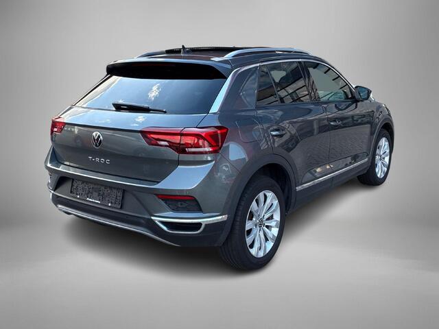 Volkswagen T-Roc 1.5 TSI 150pk DSG Sport · Panoramadak · Camera · Beats Audio · Keyless · Stoelverwarming · Alarmklasse 3 · ACC ·