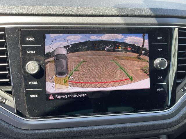Volkswagen T-Roc Cabrio 1.5 TSI R-Line 18''/Black style/Dodehoek/Stoel + stuurverwarming/Apple Carplay & Android Auto/Adaptieve cruise/Camera
