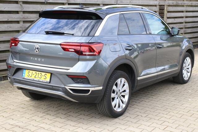 Volkswagen T-Roc 1.5 TSI Sport / Navi / Apple Carplay / Panoramadak
