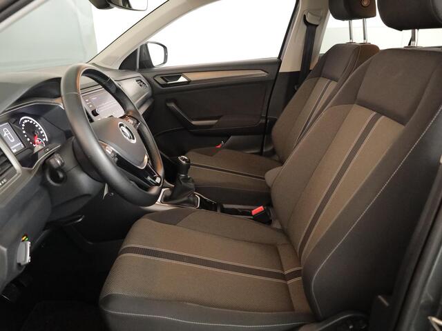 Volkswagen T-Roc 1.0 TSI Style Business 110 pk | Navigatie | Parkeersensoren | Achteruitrijcamera | Autom. airco | Adaptieve cruise control |