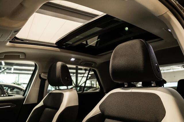 Volkswagen T-Roc 2.0 TSI 4Motion Sport Business R Schuifdak | Camera | Adapt. Cruise