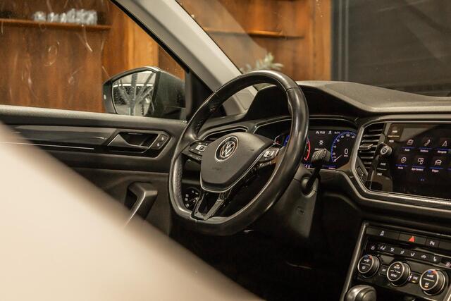 Volkswagen T-Roc 2.0 TSI 4Motion Sport Business R Schuifdak | Camera | Adapt. Cruise