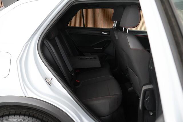 Volkswagen T-Roc 1.5 TSI 150pk DSG R-Line Sport Keyless Virtual Cockpit Navigatie