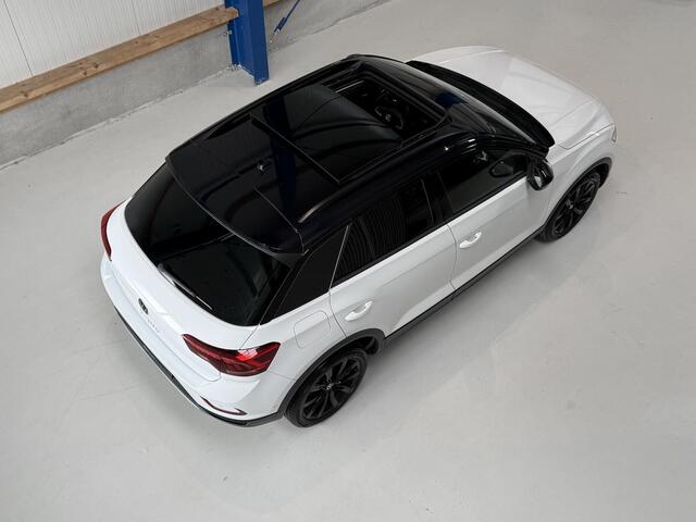 Volkswagen T-Roc 1.5 TSI Style 150 PK - PANORAMADAK - AUTOMAAT - STOELVERWARMING - ADAPTIEVE CRUISE CONTROL - CARPLAY - VIRTUAL COCKPIT