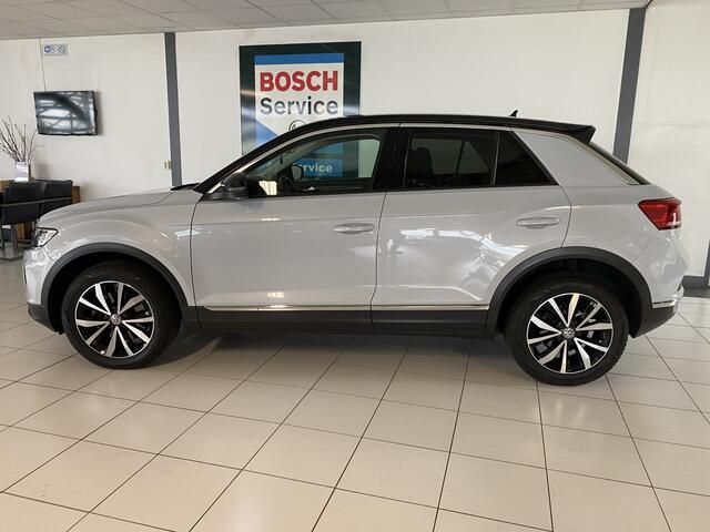 Volkswagen T-Roc 1.5 TSI Sport Carplay / Navigatie / Camera