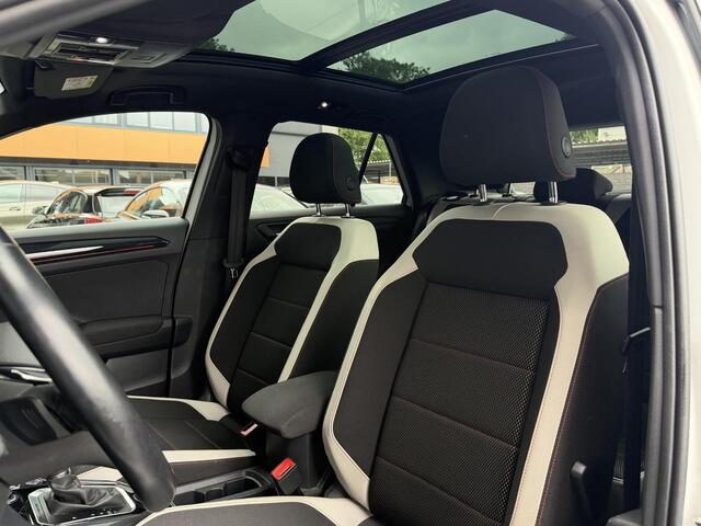 Volkswagen T-Roc 2.0 TSI 4Motion Sport DSG | Pano | Eerste Eigenaar