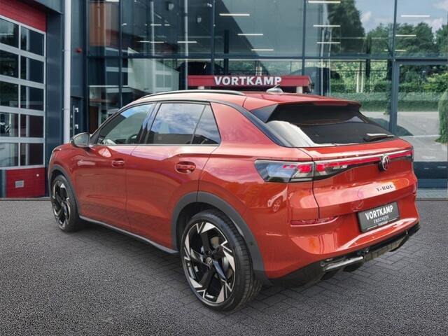 Volkswagen T-Roc 1.5 eTSI R-LINE TREKHAAK/PANO-DAK/ELEK-KLEP/CAMERA/ACC/IQ/STOEL+STUURVERW