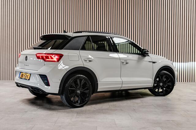 Volkswagen T-Roc 1.5 TSI R-Line | PANO | ACC | STOELVERWARMING | TREKHAAK