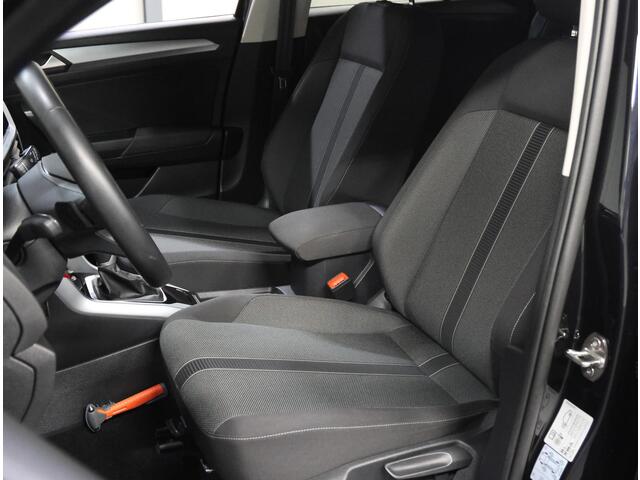 Volkswagen T-Roc 1.5 150PK TSI Life | 1ste eigenaar | AppleCarPlay/AndroidAuto | Climate Control | Adaptief Cruise Control | Camera | Keyless | FULL LED | Navigatie | LMV | Parkeersensoren | Privacy Glass | Isofix |