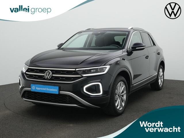 Volkswagen T-Roc 1.5 TSI 150 pk DSG Style | Achteruitrijcamera | Adaptive Cruise | Stoelverwarming | Navigatie