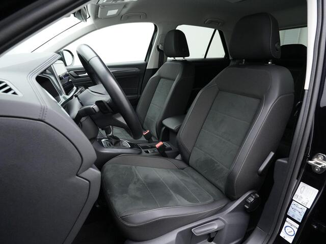 Volkswagen T-Roc 1.5 TSI 150 pk DSG Style | Achteruitrijcamera | Adaptive Cruise | Stoelverwarming | Navigatie