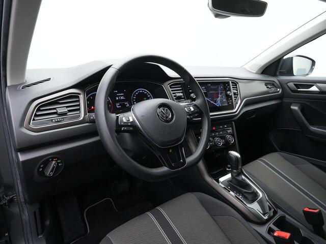Volkswagen T-Roc 1.5 TSI 150 pk DSG Style | Trekhaak | Navigatie | Adaptive Cruise | Achteruitrijcamera