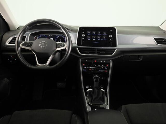 Volkswagen T-Roc 1.5 TSI R-Line Business | Achteruitrijcamera | Ergo Stoelen | Stoelverwarming | Elektrische achterklep |