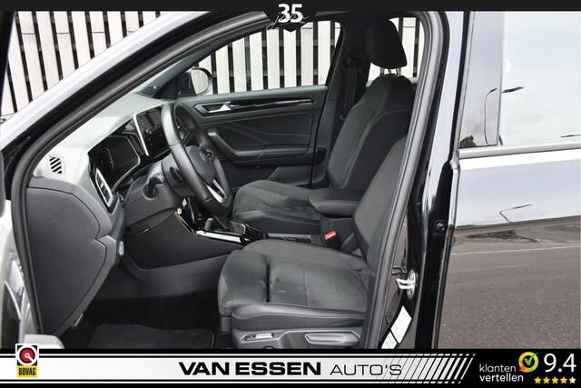 Volkswagen T-Roc 1.5 TSI R-Line Business DSG Navigatie Camera ACC Trekhaak Massage Led Carplay