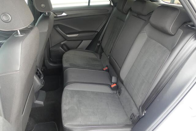 Volkswagen T-Roc 1.0 TSI R-Line Business+ FACELIFT!, MATRIX, MASSAGE, ALCANTARA, ADAPT. CRUISE, CLIMA, NAVI, CAMERA, PDC V&A, APPLE CARPLAY/ANDROID AUTO, STOELVERWARMING, 43.656KM