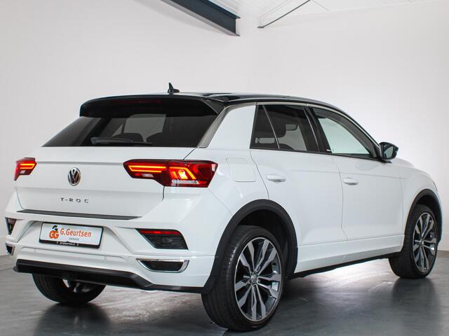 Volkswagen T-Roc 1.5 TSI Sport R-line, ACC, Stoelverwarming, Apple CarPlay/Android Auto