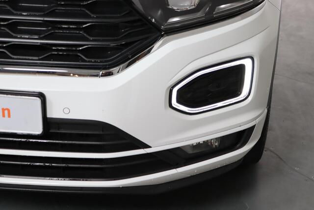 Volkswagen T-Roc 1.5 TSI Sport R-line, ACC, Stoelverwarming, Apple CarPlay/Android Auto