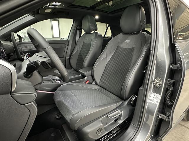 Volkswagen T-Roc 1.5 eTsi R-Line First Edition | IQ light | Pano | Trekhaak |