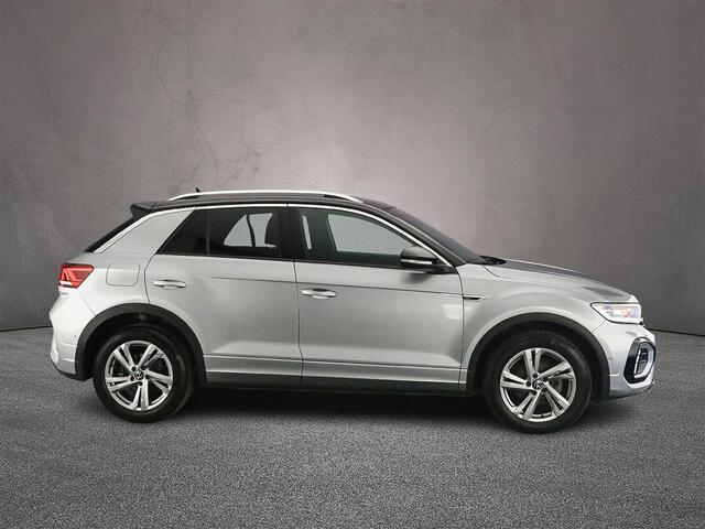 Volkswagen T-Roc R-Line 1.5 TSI 150pk DSG Automaat Trekhaak, Adaptive cruise control, Achteruitrijcamera, LED koplampen, Navigatie, App connect, Stoelverwarming