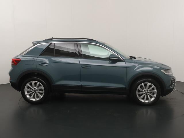 Volkswagen T-Roc 1.5 TSI Life Edition | AUTOMAAT | Adapt. Cruise | Clima | Camera | LED | Apple carplay // Android auto | Fabrieksgarantie t/m 03-2029 |